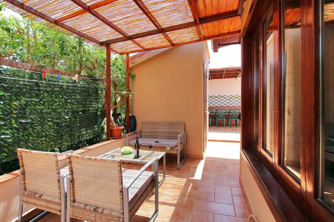 Semesterbostad Villa Alba Campofelice Di Roccella